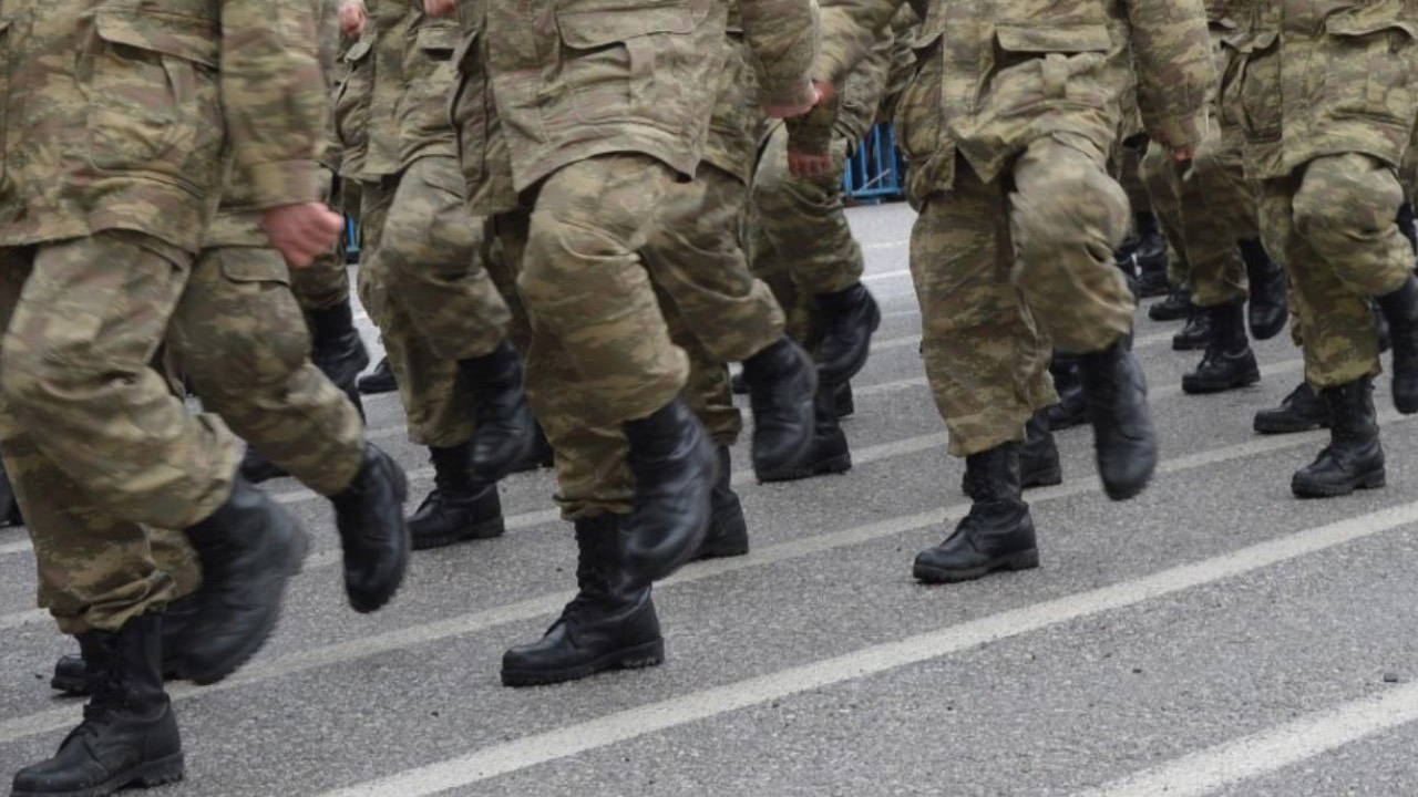 Son Dakika... Bedelli askerlik 417 bin TL oldu: Torba yasa TBMM’de kabul edildi