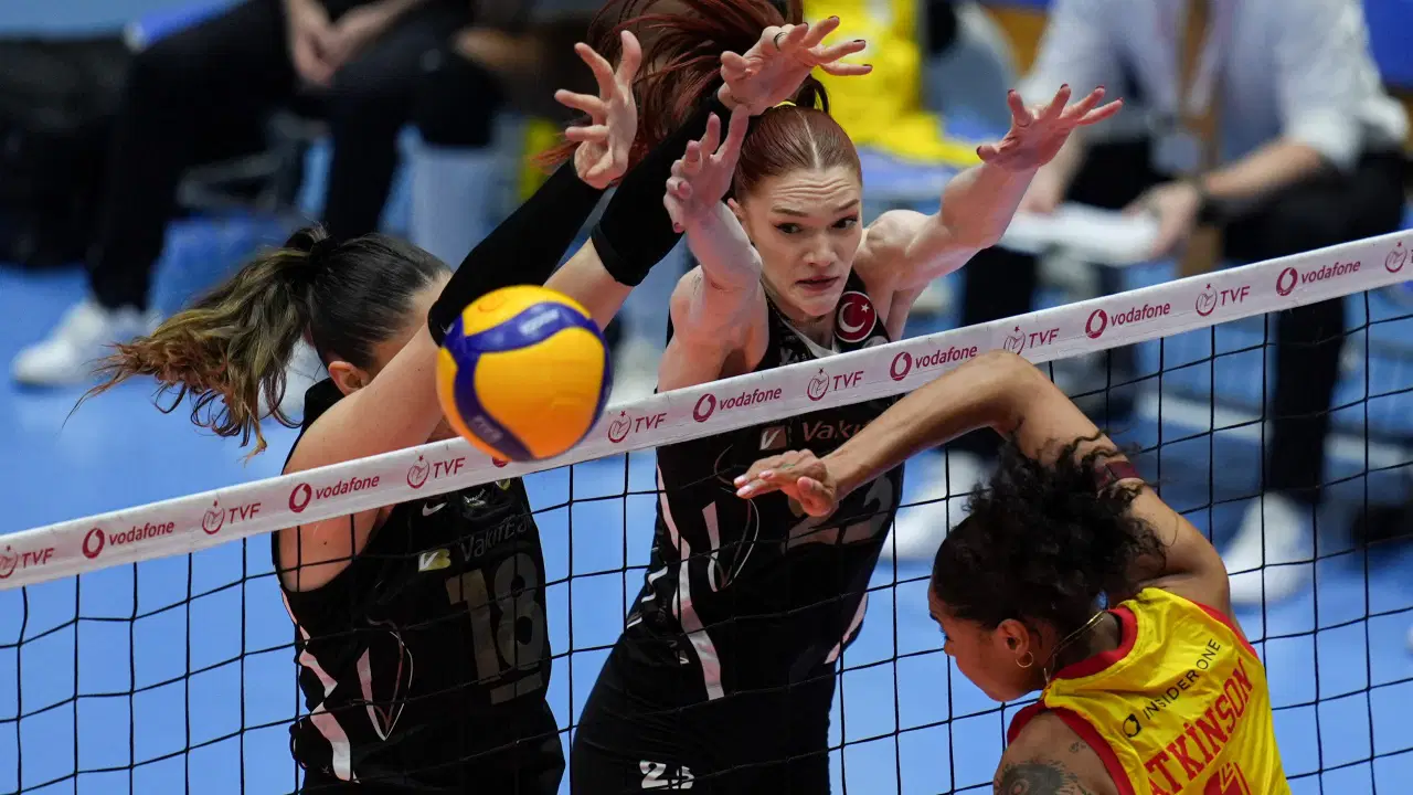 VakıfBank deplasmanda Göztepe'ye geçit vermedi!