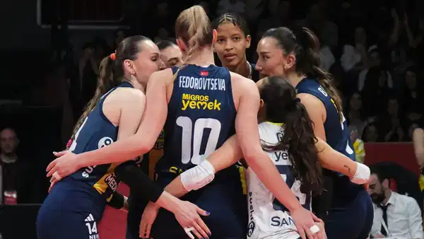 Fenerbahçe Medicana final yolunda avantajı kaptı!