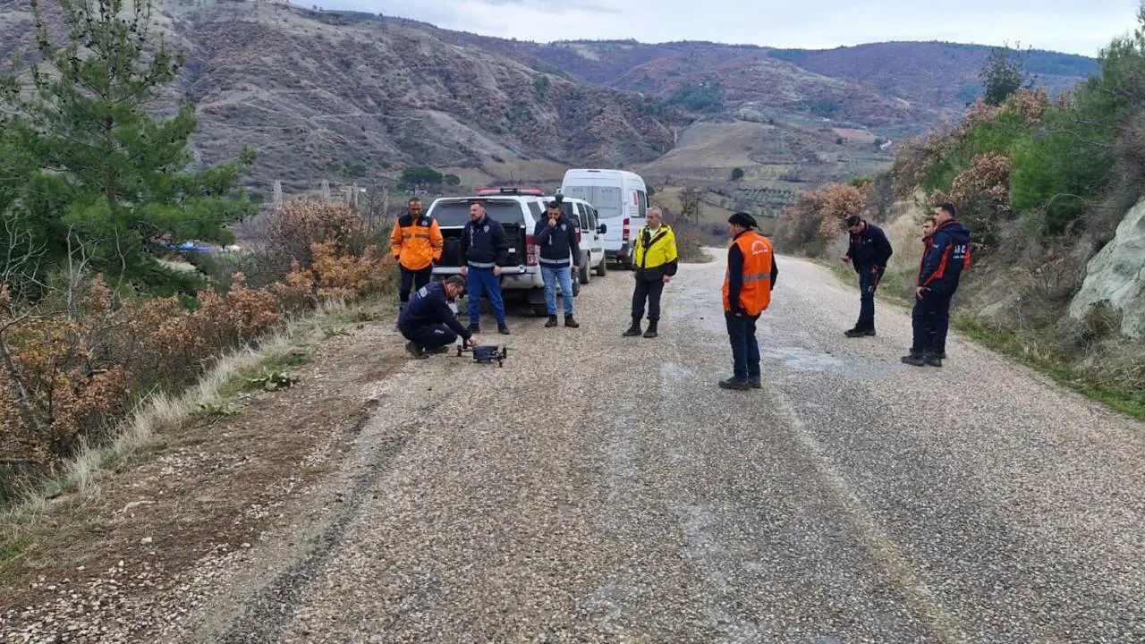 Manisa'da kaybolan kadın 2 gündür aranıyor: 'Hayatından endişe ediyoruz'