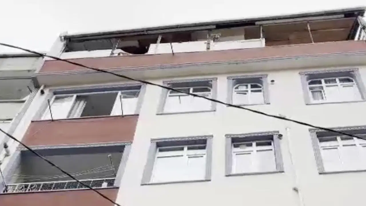 Son Dakika... İstanbul Bağcılar’da zehirlenme şüphesi: 3 ölü, 1 ağır yaralı!