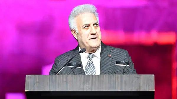 Tamer Karadağlı'ya büyük şok: Aspendos Antik Tiyatrosu'nda yuhalandı