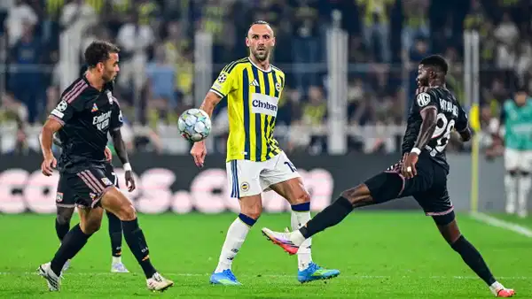 Lyon - Fenerbahçe maçı ne zaman, saat kaçta, hangi kanalda? Şifresiz mi?