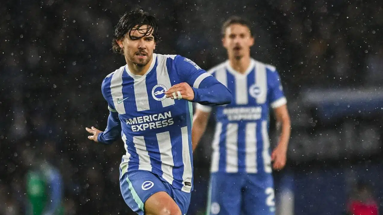 Ferdi Kadıoğlu'nun takımı Brighton, Nottingham Forest deplasmanında güldü!