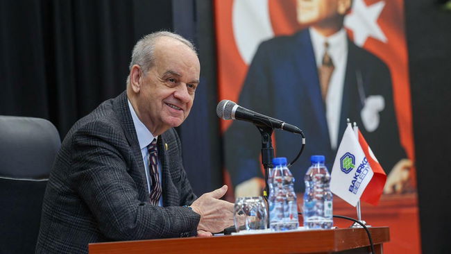 İlker Başbuğ’dan Özgür Özel’e destek