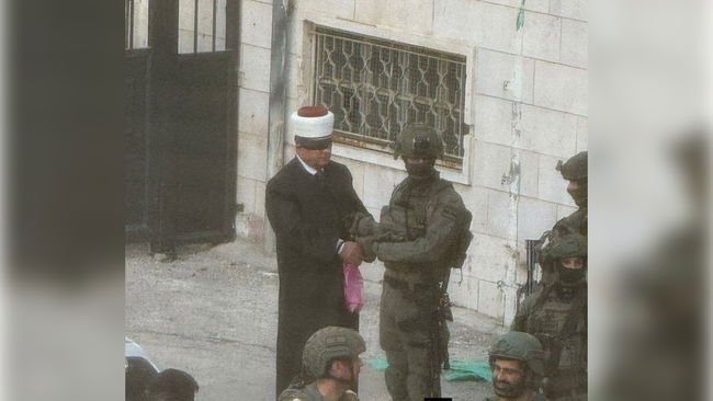 Eski bakan gözaltında