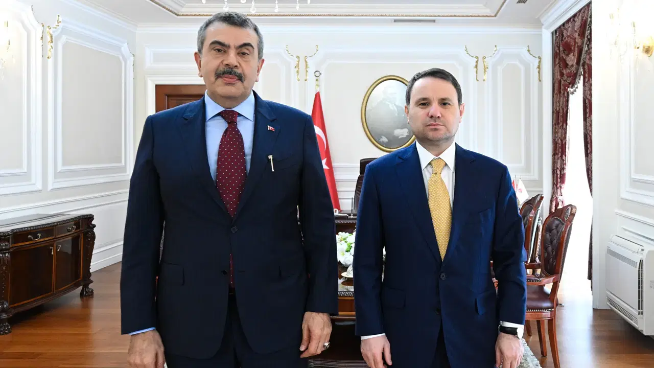 Yusuf Tekin'den dikkat çeken buluşma