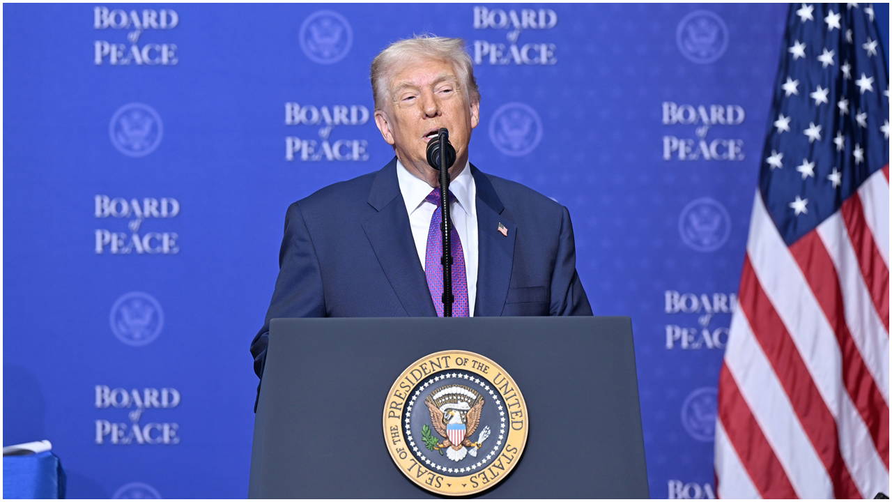 Trump'tan 'doğumla vatandaşlığa' engel: Kararnameler imzaladı