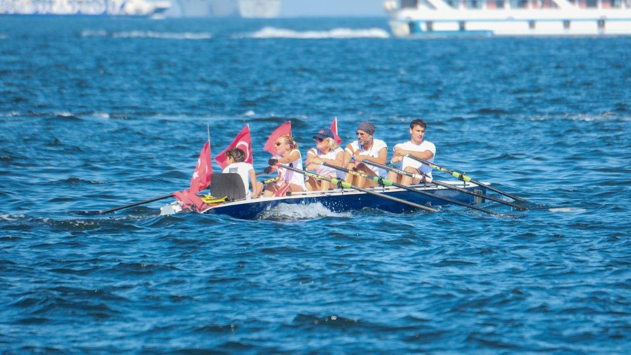 İzmir'de Denizcilik ve Kabotaj Bayramı kutlandı