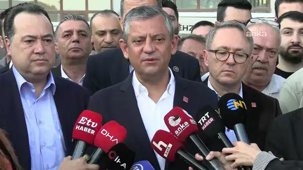 Son dakika... &Ouml;zg&uuml;r &Ouml;zel'den 'yeni parti' sorusuna yanıt: 'Şu aşamada kimse...'