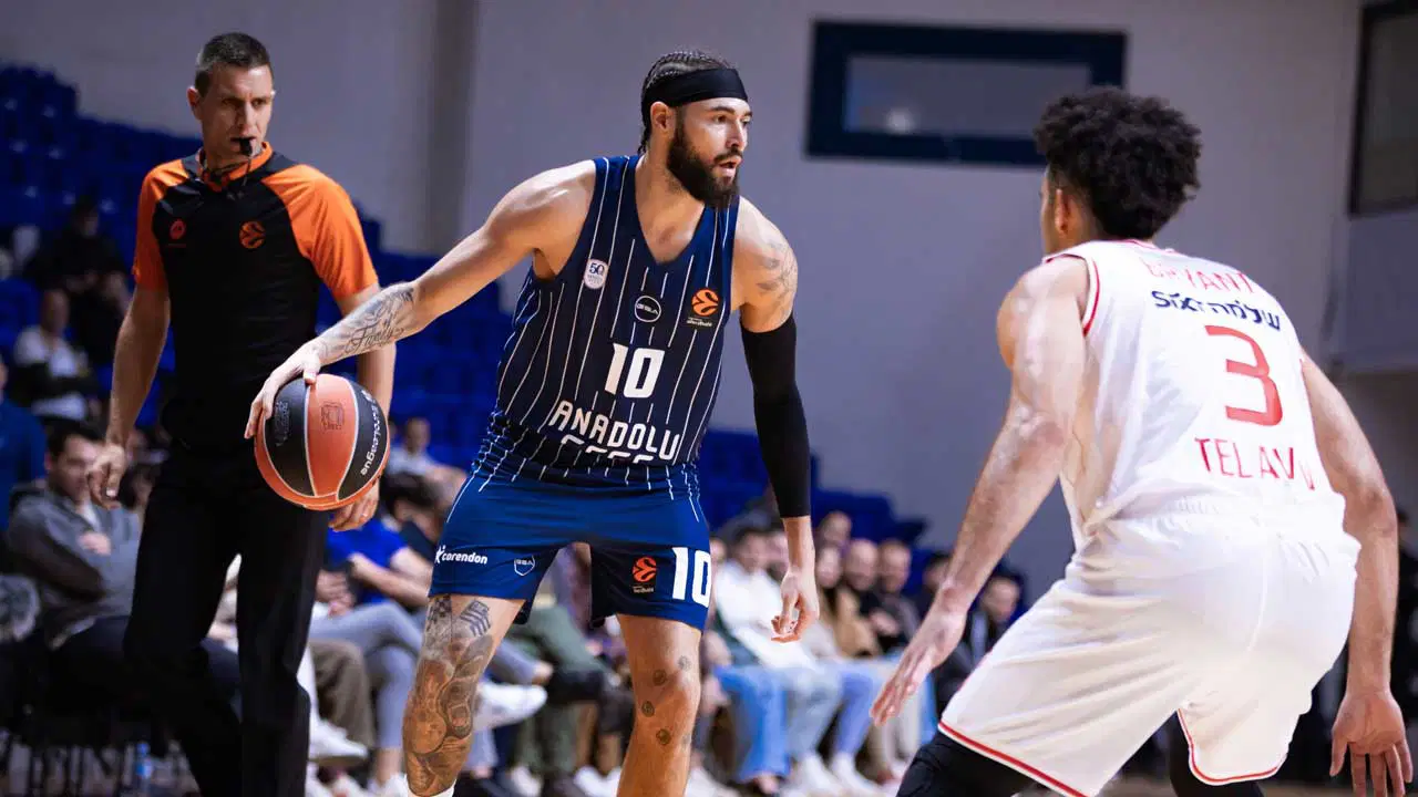 Anadolu Efes, Hapoel Tel Aviv karşısında kayıp!