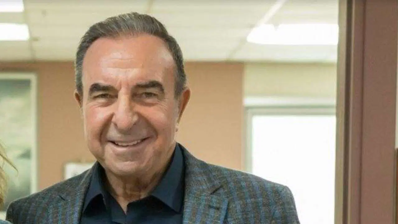 Usta oyuncu hastaneye kaldırıldı: Eşinden ilk açıklama!