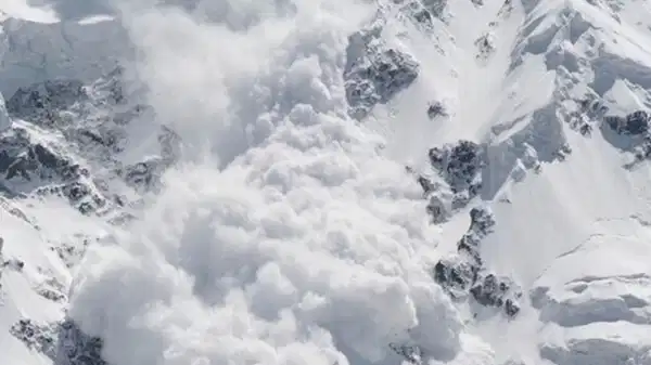 Şırnak’ta çığ düşmesi sonucu 1 kişi hayatını kaybetti