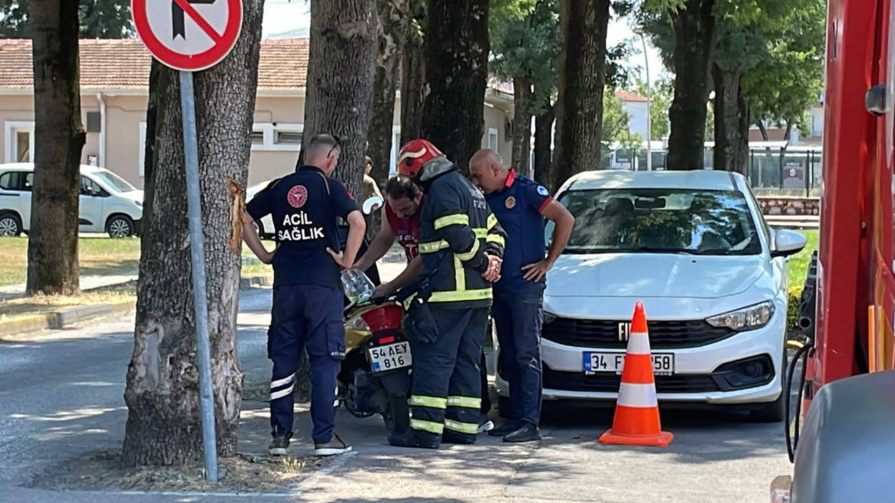 Sakarya'da hareketli anlar: 'Kendimi yakacağım' dedi, ekipleri görünce benzini motosikletine doldurdu