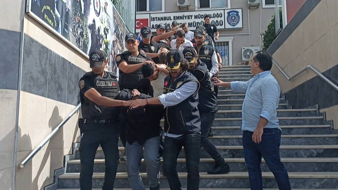 2 kişi ölmüştü... Fatih'teki döviz bürosu saldırısında yeni gelişme: 12 şüpheli adliyede