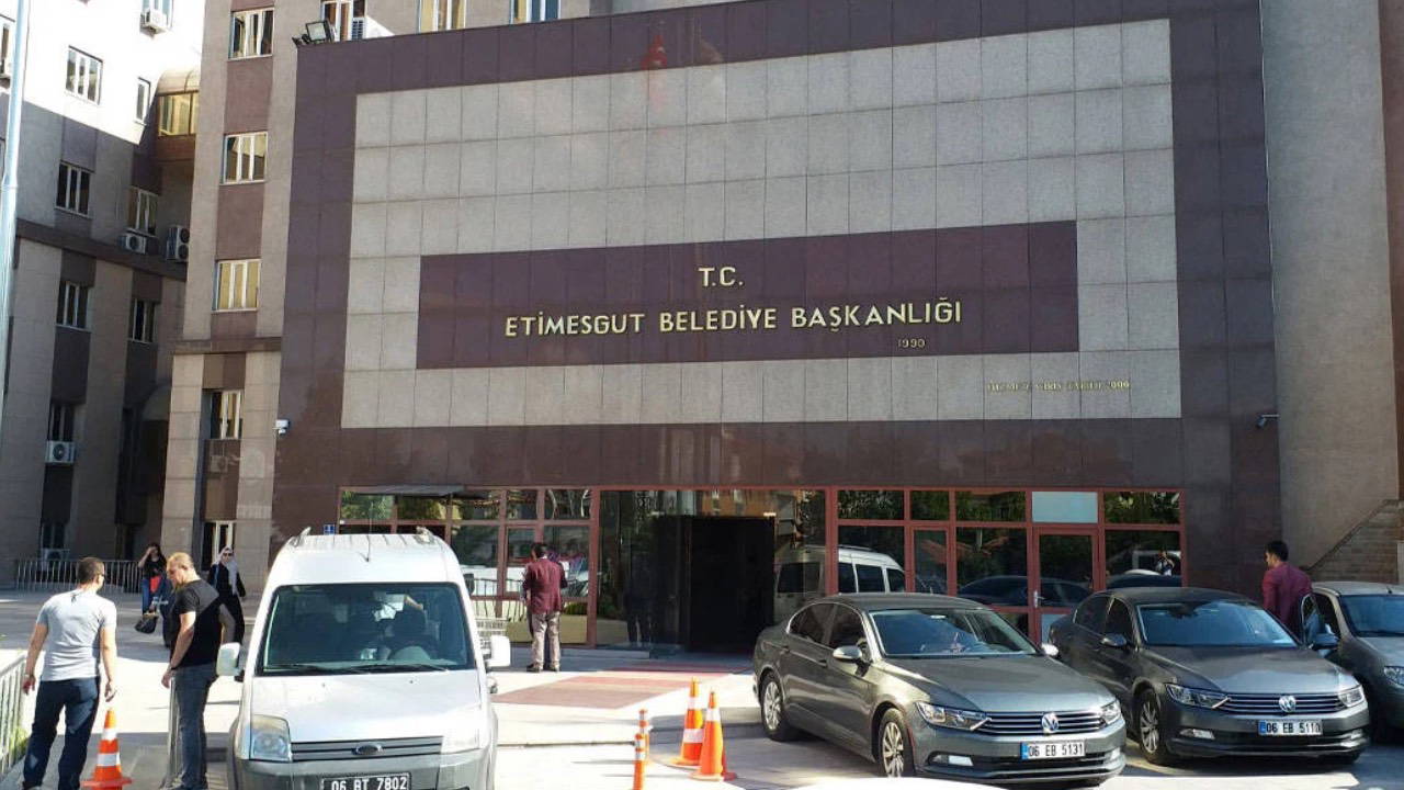 Başkan Erdal Beşikçioğlu gözaltında... Etimesgut Belediyesi’nden operasyon açıklaması: 'Başkanımızın arkasındayız'