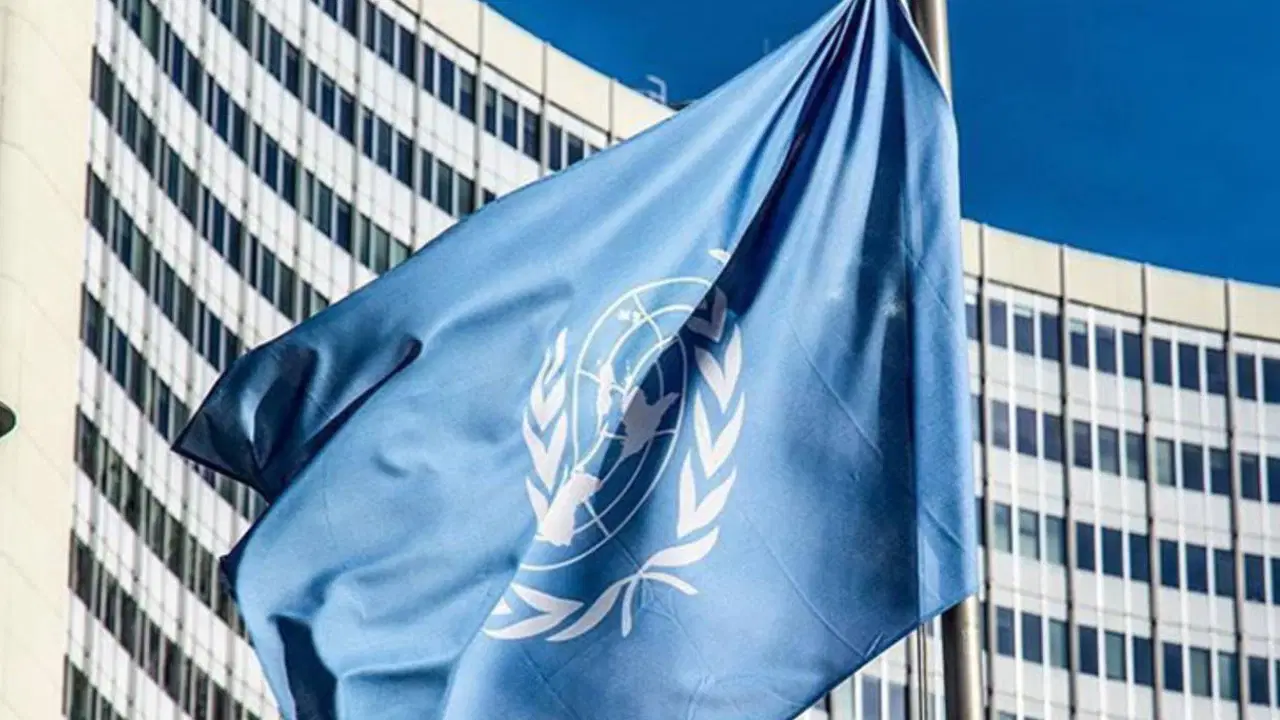 DSÖ duyurdu! İsrail'in Lübnan'a saldırılarında bir sağlık görevlisi daha hayatını kaybetti