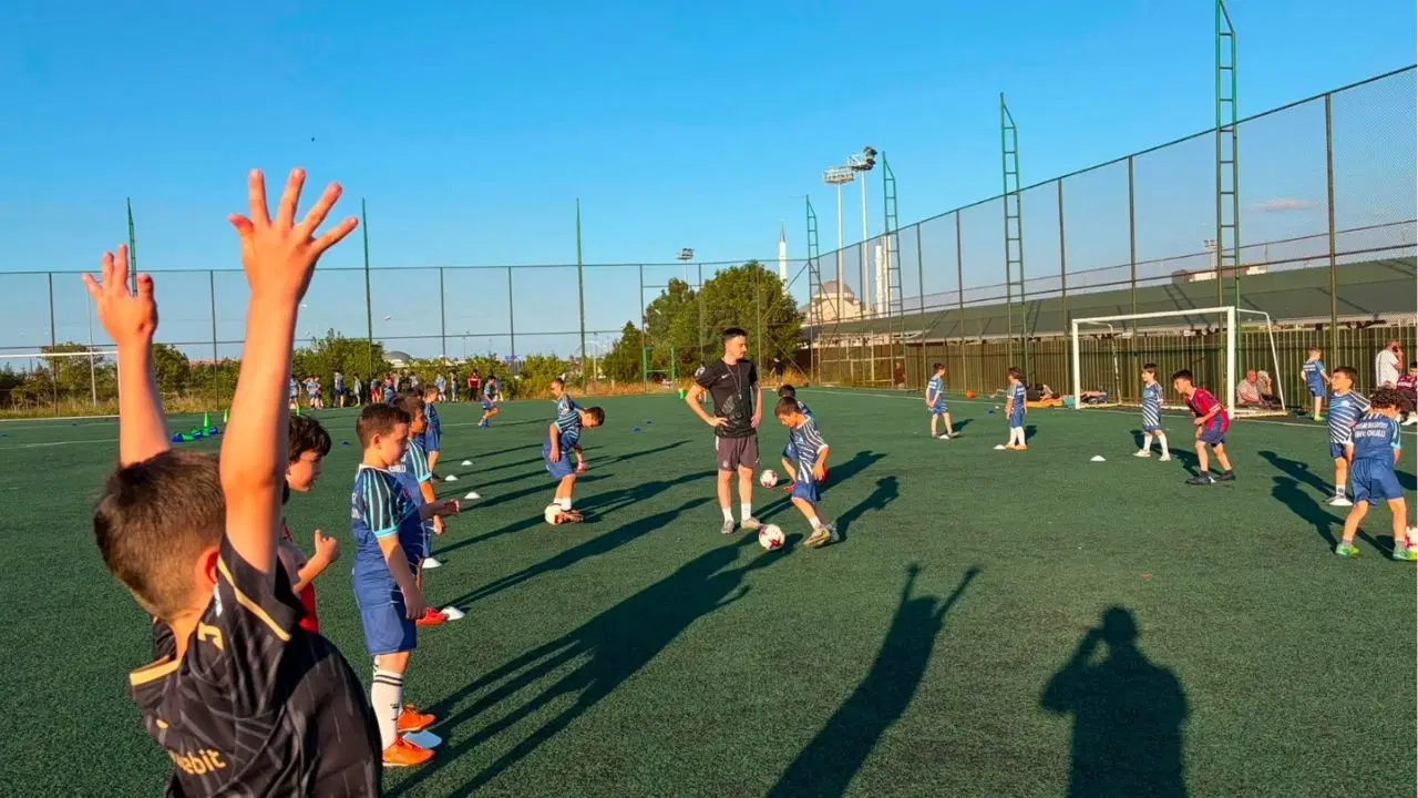 Ortahisar’da yaz spor okulu coşkusu sürüyor