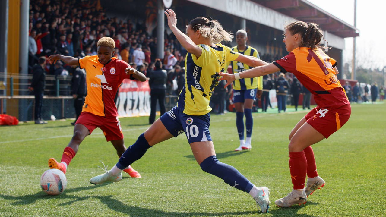 Kadınlar derbisi Chobani Stadı'nda!