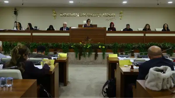 Karabağlar’da gündem kentsel dönüşüm