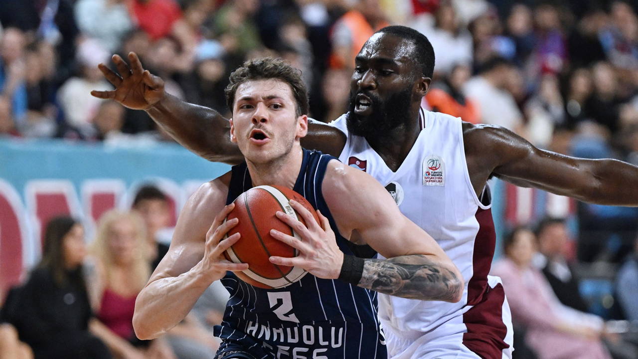 Anadolu Efes, deplasmanda Trabzonspor'u devirdi!