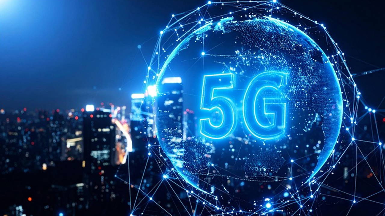 CHP'li Ulaş Karasu'dan '5G ihalesi' tepkisi: 'Fiber altyapı eksik, trenlerde bile internet yok'