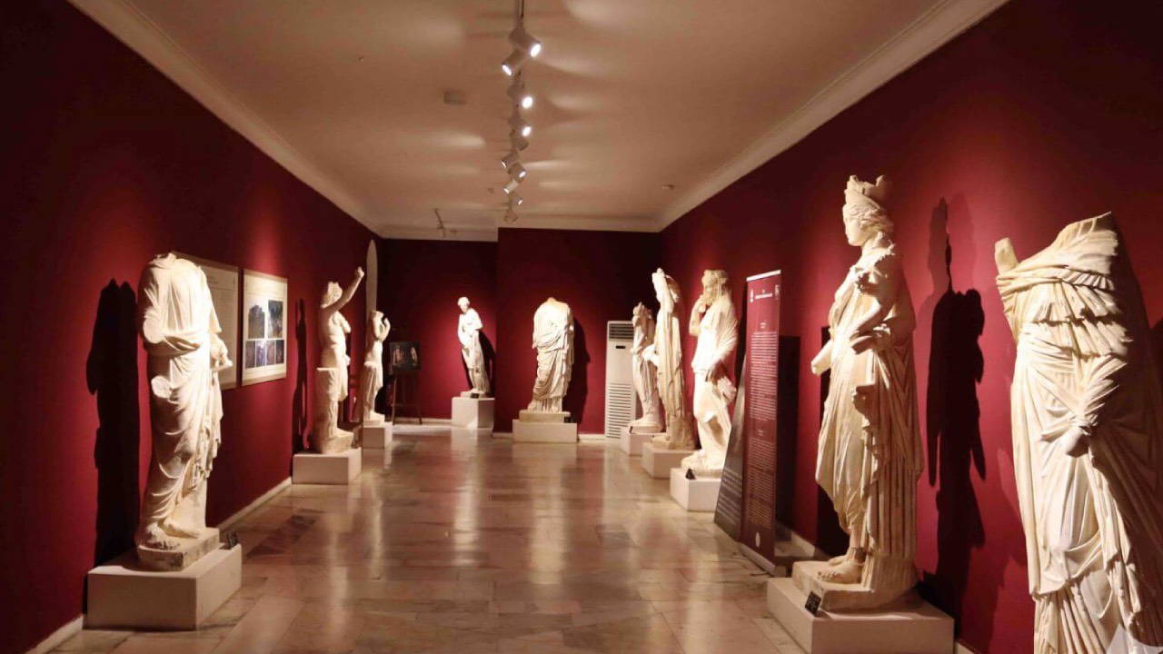 Ödüllü yapı, Kültür ve Turizm Bakanlığı kararıyla ziyaret edilemeyecek: Antalya Müzesi kapandı