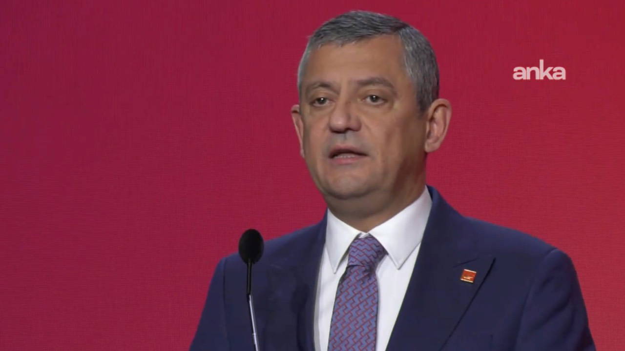 Özgür Özel, Avrupa Sosyalist Partisi Kongresi'nde konuştu