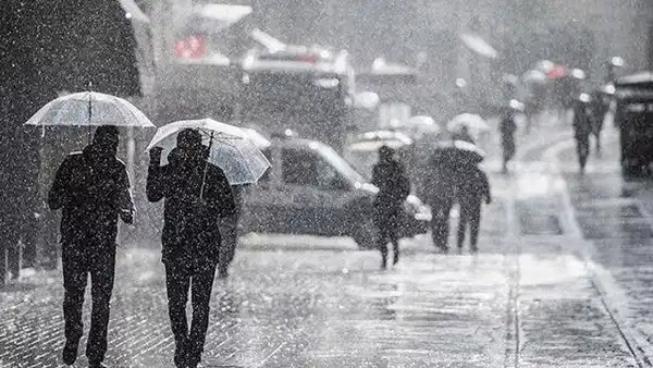 İçişleri Bakanlığı'ndan 17 il için sarı kodlu uyarı: Sağanak ve gök gürültüsü bekleniyor