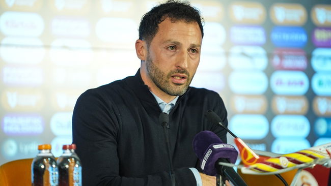 Domenico Tedesco ile yollar ayrılmıştı