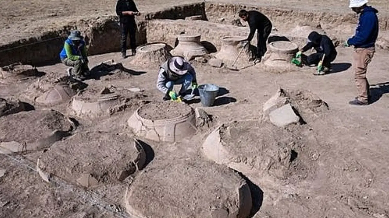 2025'in en dikkat çeken keşiflerinden biri: Urartu dönemi çivi yazılı 76 pithos