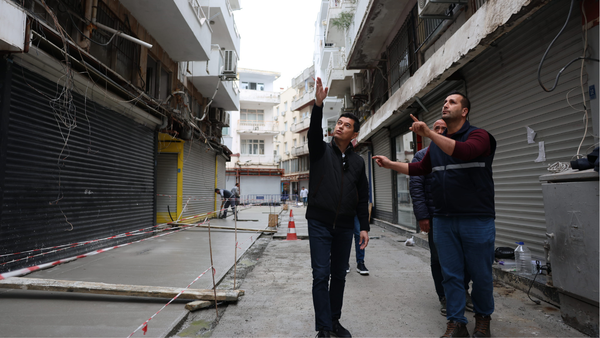 Acar Ünlü: Çarşı, Marmaris’in gözbebeği olacak