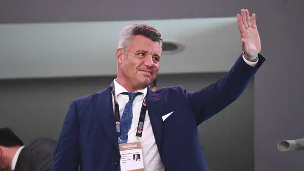Fenerbahçe'de Sadettin Saran'dan transfer mesajı: 'Bizim gördüklerimizi siz de görüyorsunuz'