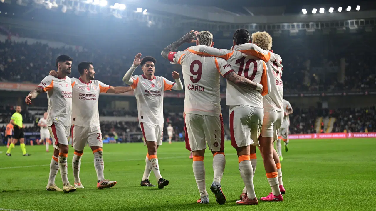Spor yazarları, Başakşehir - Galatasaray maçını değerlendirdi: 'Galatasaray bu lige fazla geliyor!'