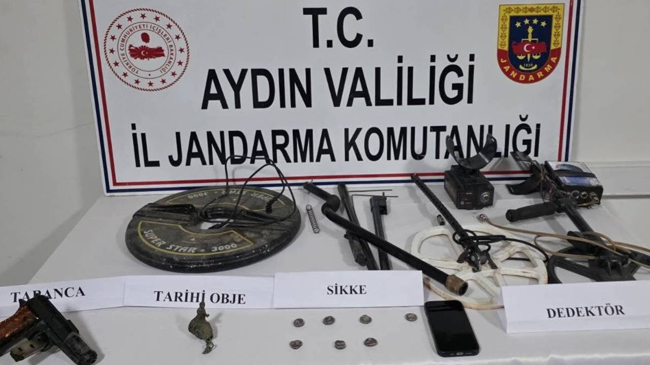 Karacasu'da tarihi eser kaçakçılığı operasyonu: '7 adet Yunan sikkesi ele geçirildi'