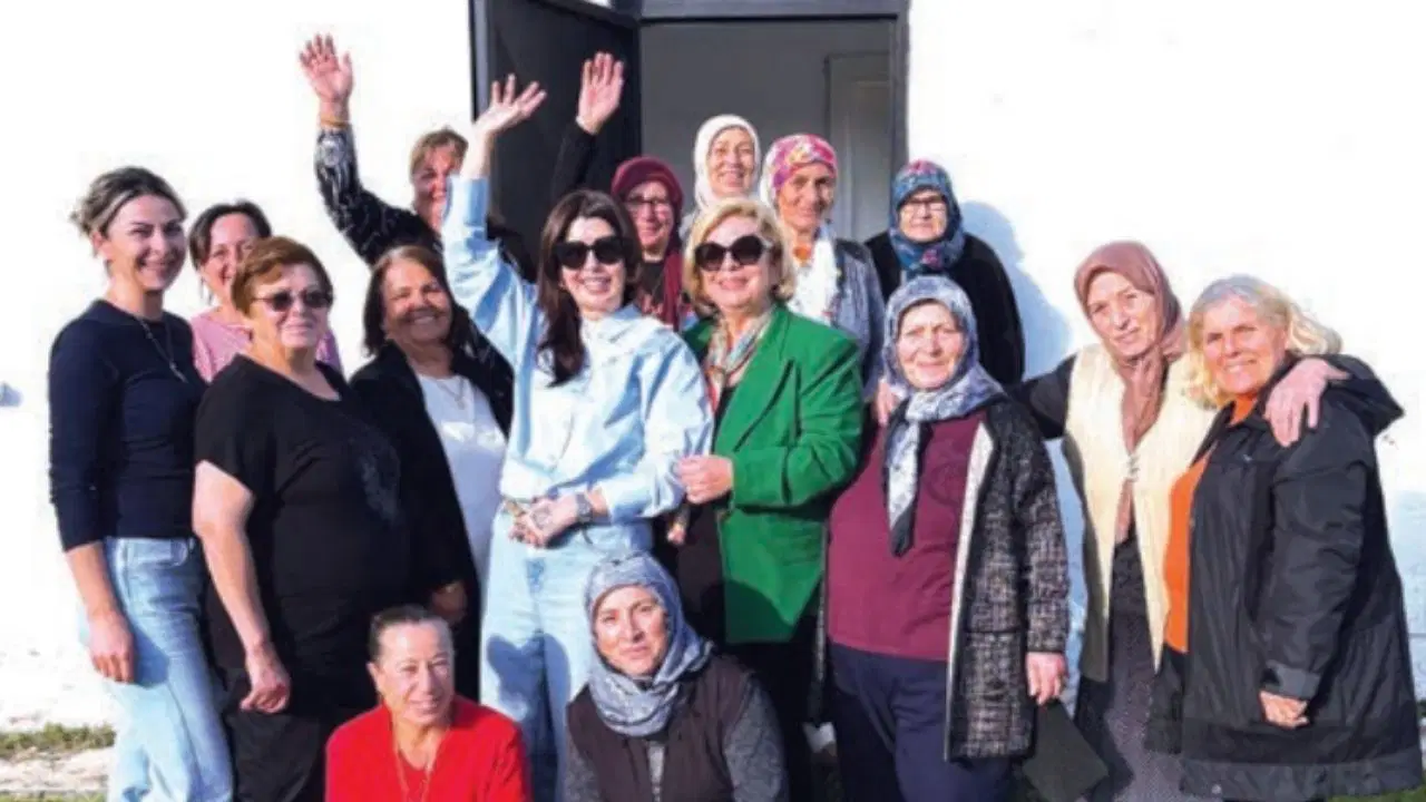 Gül Ağış ile kökler, bellek ve zanaat üzerine…