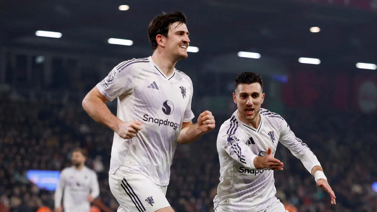 Harry Maguire'den büyük fedakarlık! Yeni sözleşme imzaladı...