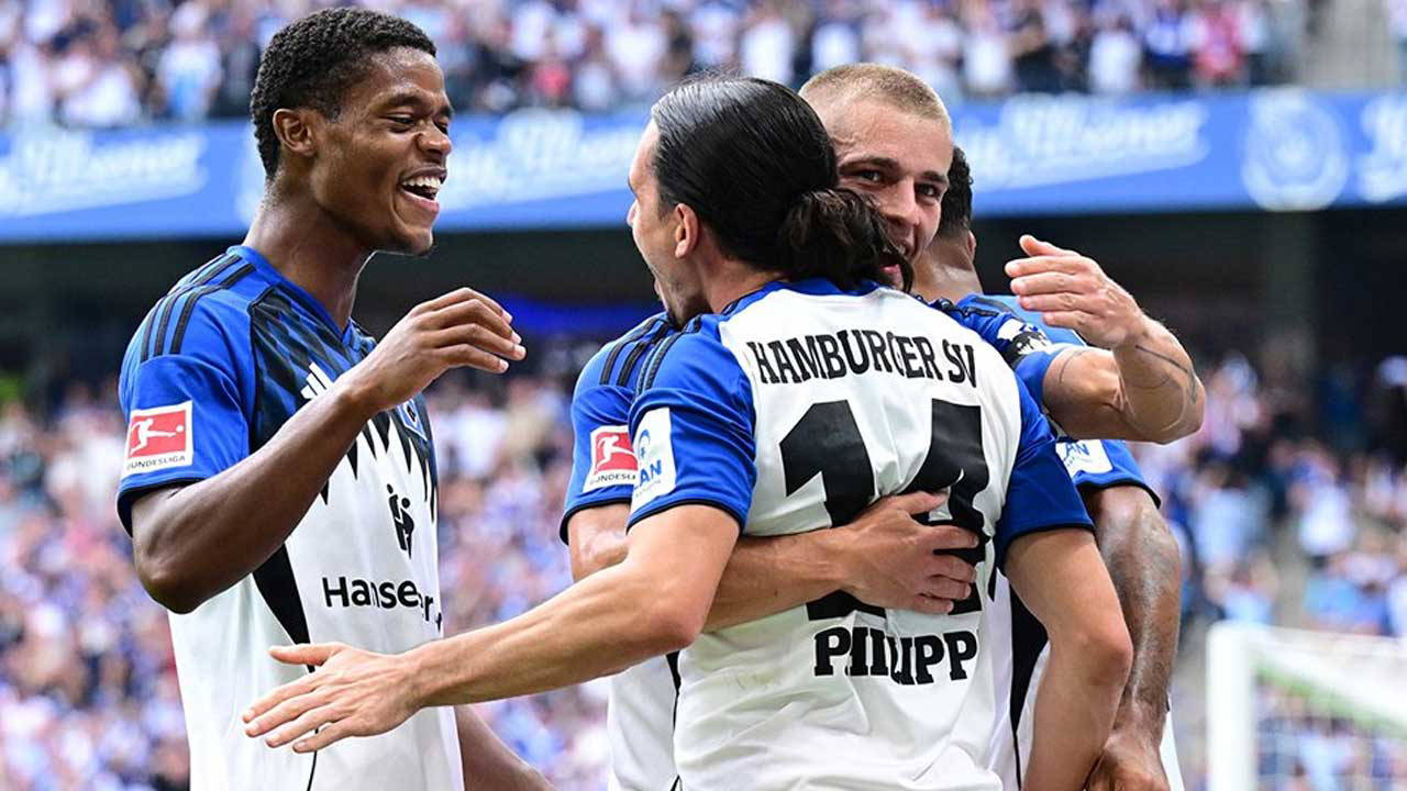 Hamburg, ligde ilk galibiyetini aldı!