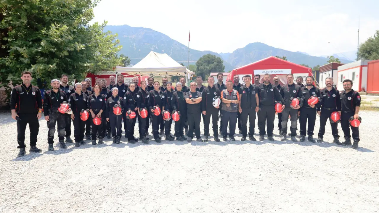 Denizli Büyükşehir’in gönüllü ekibi artık Türkiye'nin afetlerinde görev alacak