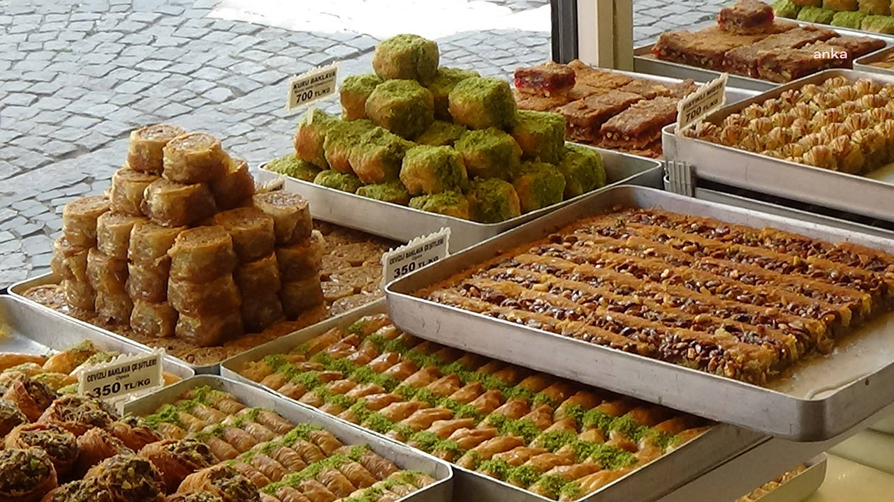 Edirne'de baklavalar tezgahta kaldı: 'Kampanya yaptık, yine de alamadılar'