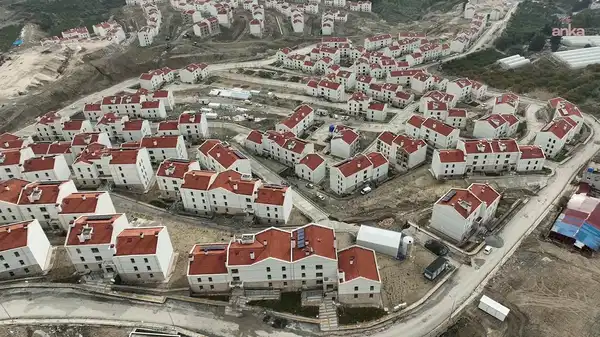 Kusurların üstünü çimentoyla örtüyorlar!