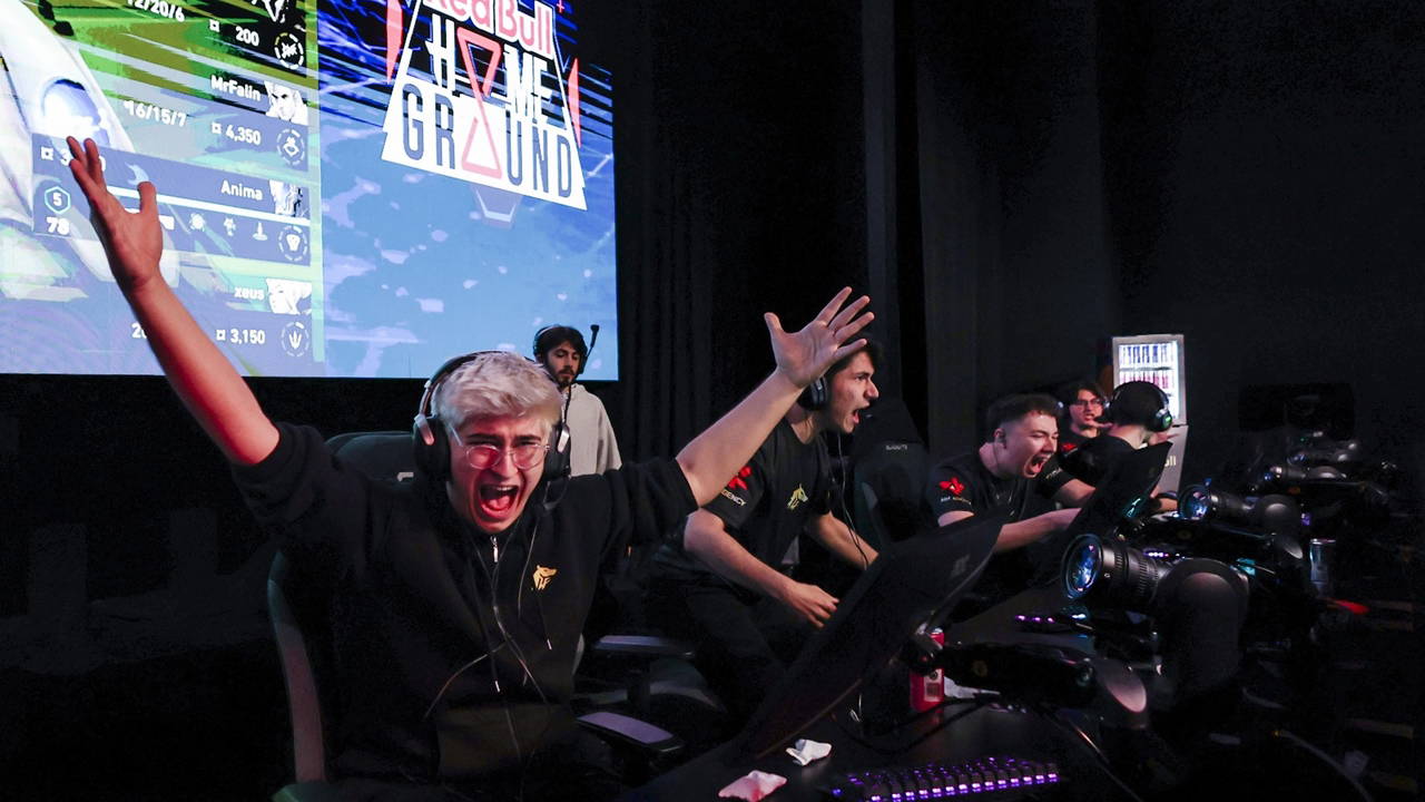 Red Bull Home Ground Türkiye Finali’ni ULF Esports Kazandı