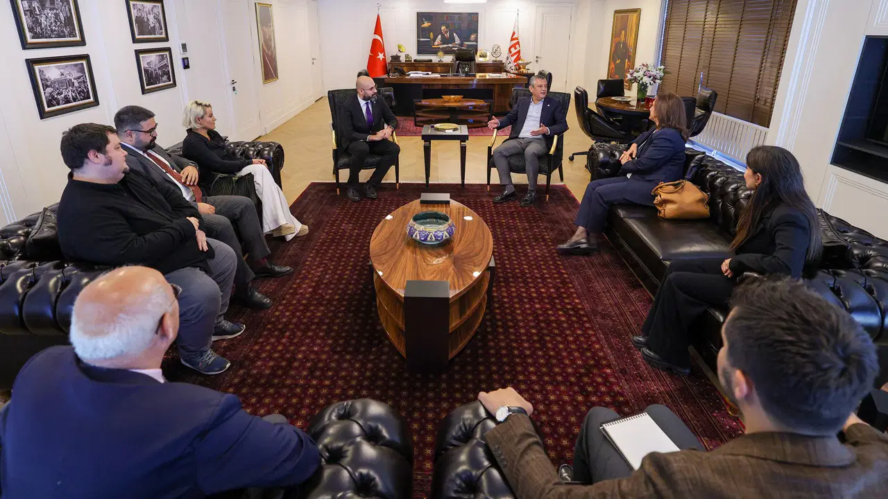 Özgür Özel, ÇGD heyetini kabul etti