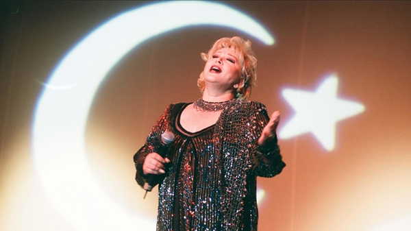 Muazzez Abacı'dan korkutan haber: Kalp krizi geçirdi!