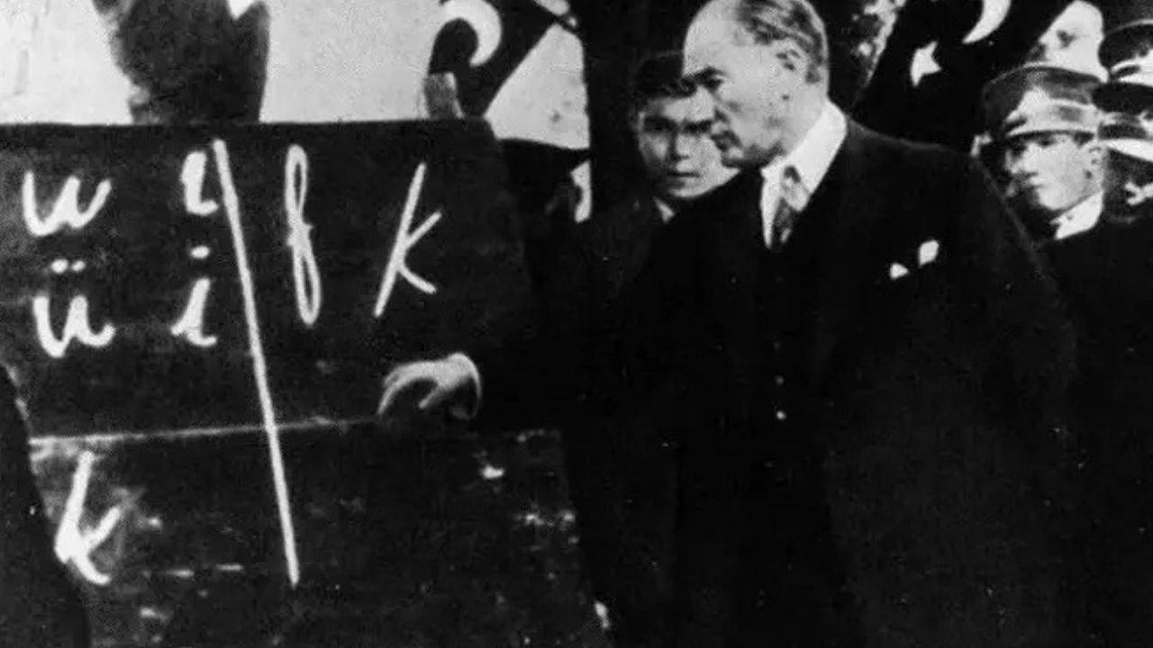 24 Kasım Öğretmenler Günü nedir? 24 Kasım Öğretmenler Günü tarihçesi...