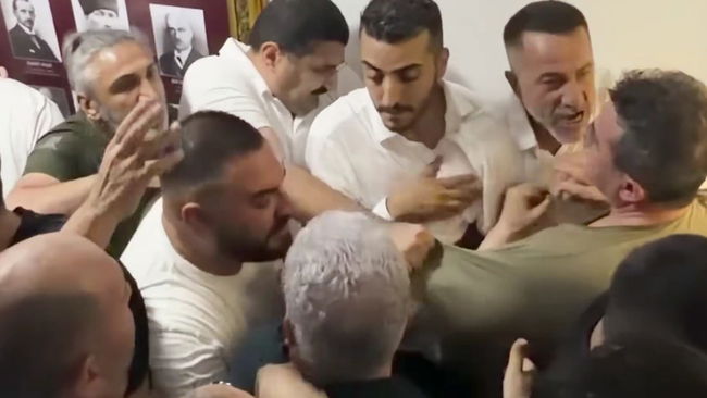 CHP İzmir'de 'mutlak butlan' şiddeti