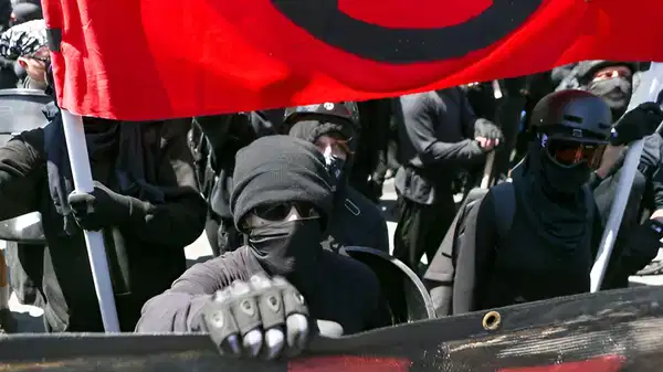 Trump, geçen yıl 'terör örgütü' ilan etmişti