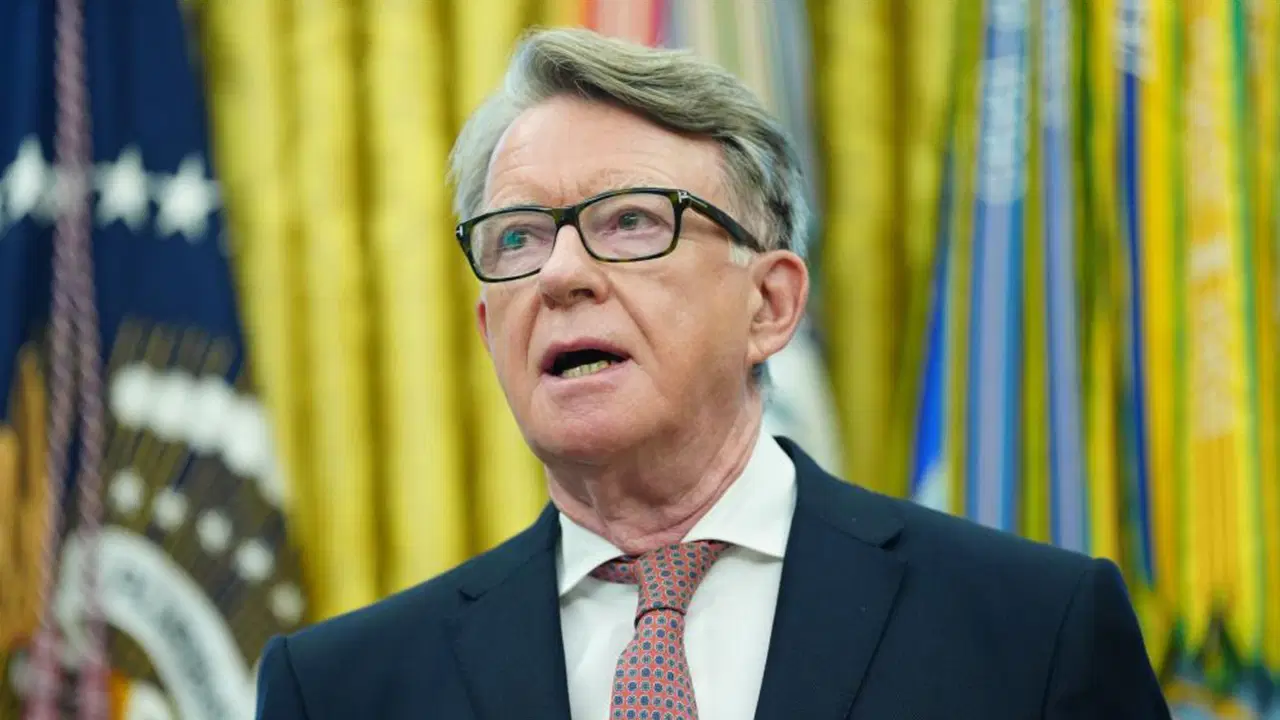 Devlet sırlarını Epstein ile paylaşmakla suçlanıyor! İngiliz siyasetçi Mandelson gözaltına alındı