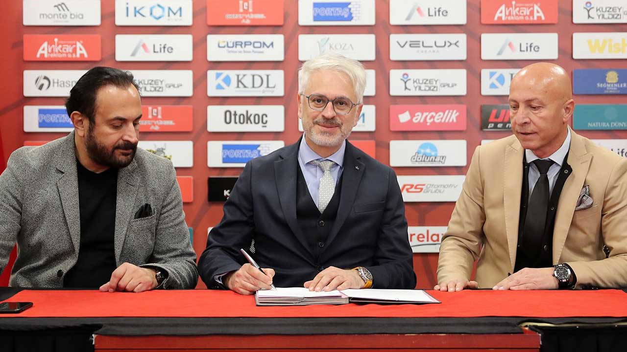 Gençlerbirliği'nde şok istifa: Ali Ekber Düzgün