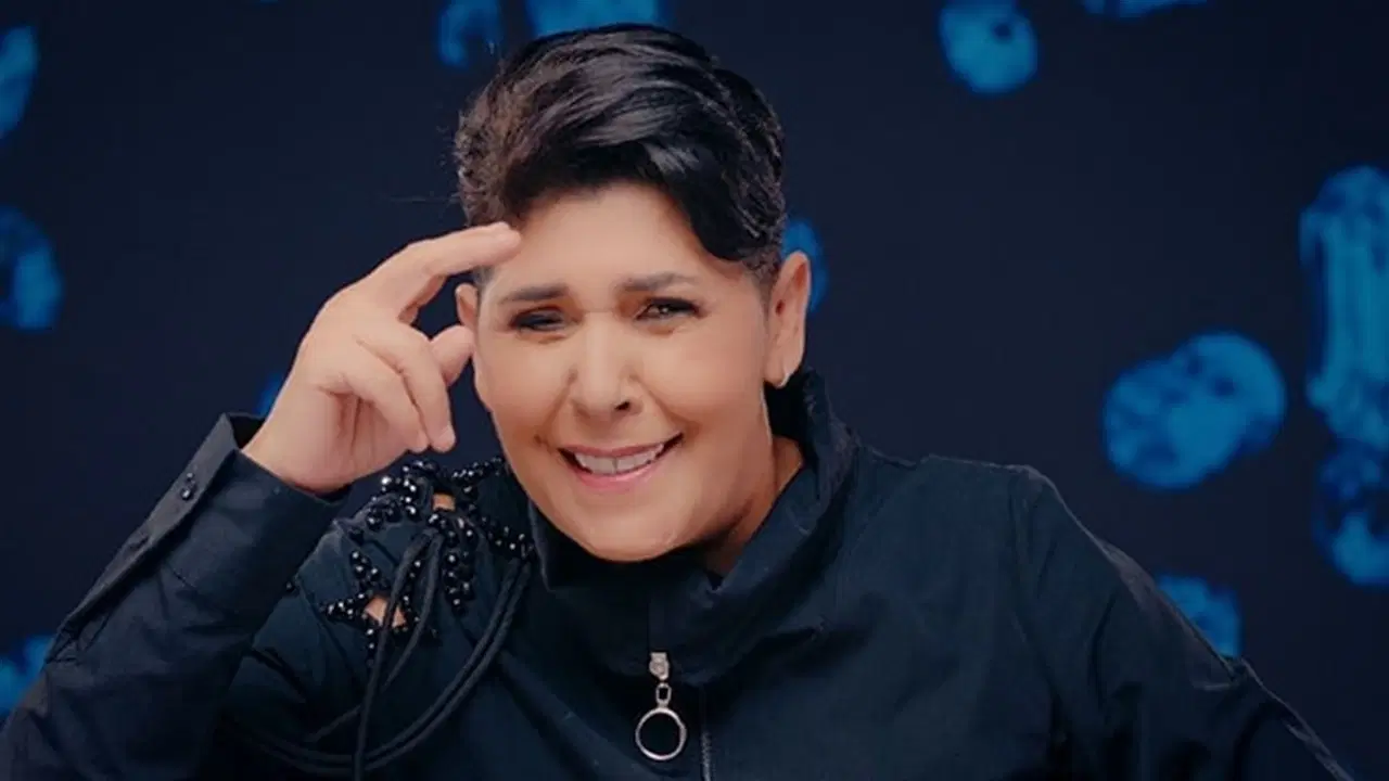 Cansever kendisine lösemi teşhisi konulduğunu açıkladı